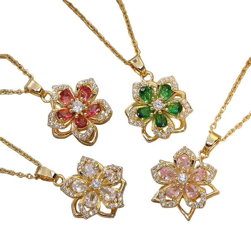 Calidors Flower Necklace