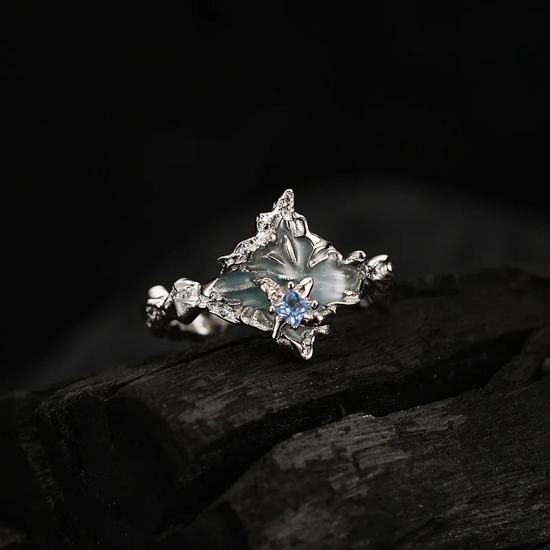 Velasio Moon Ring